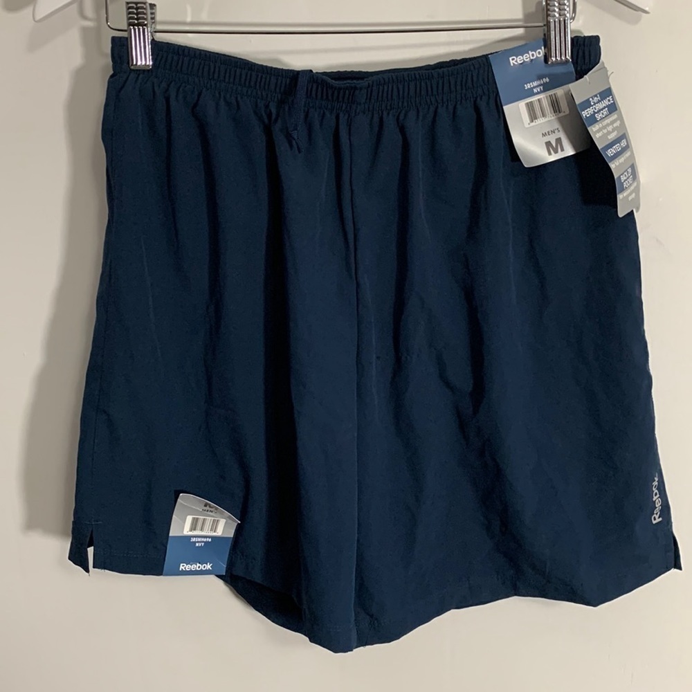 Reebok Men’s 2-in-1 Performance Short Size Medium, Vented Hem, back zip pocket